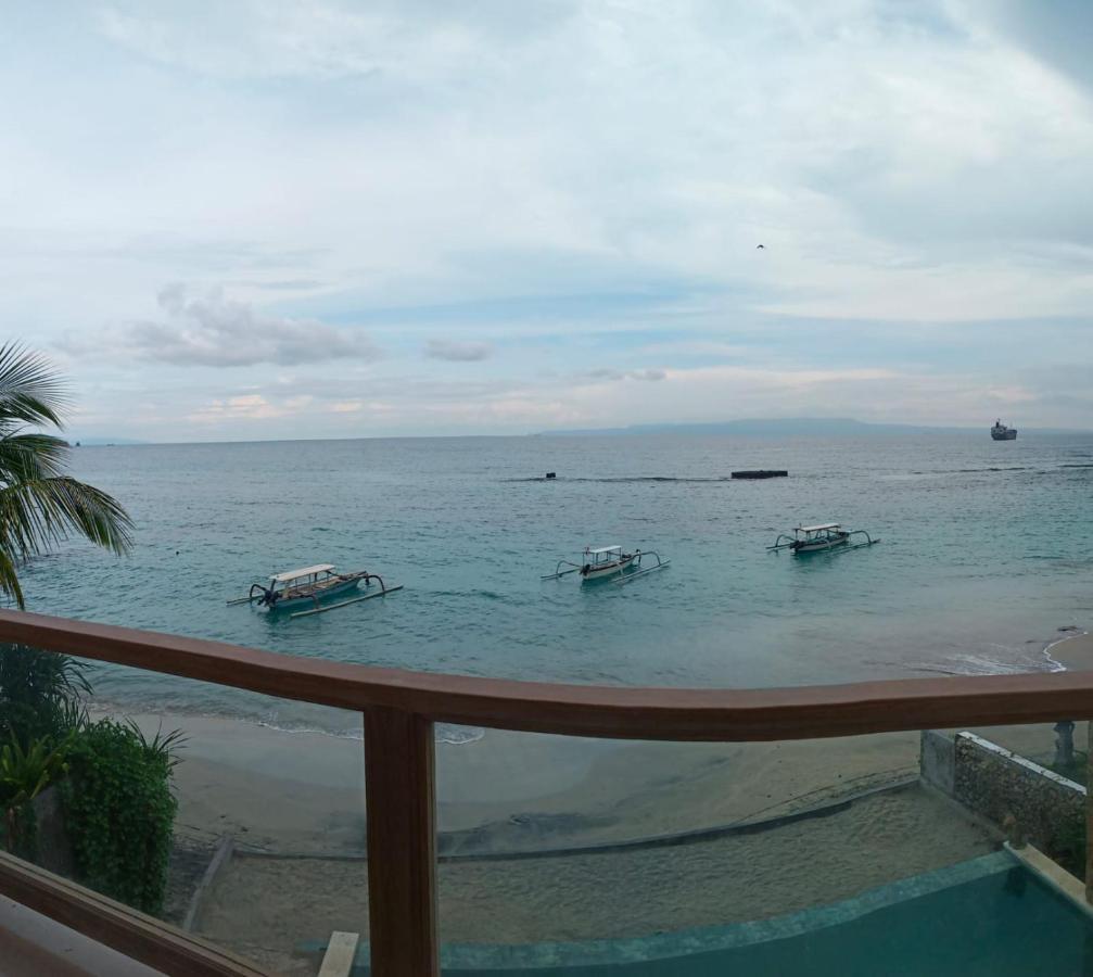 Utama Villas Beach Front Candidasa Buitenkant foto
