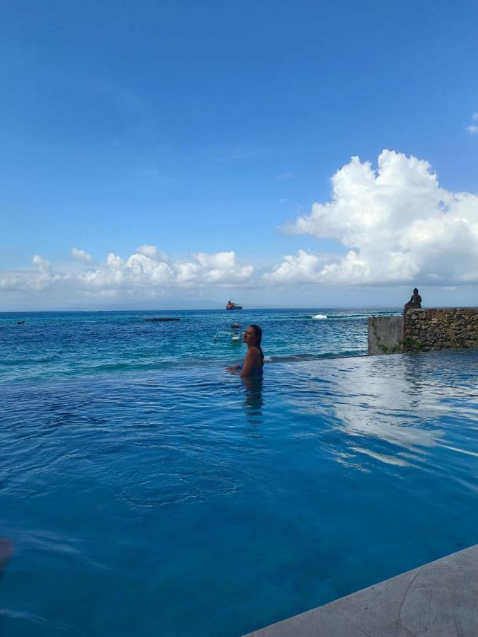 Utama Villas Beach Front Candidasa Buitenkant foto