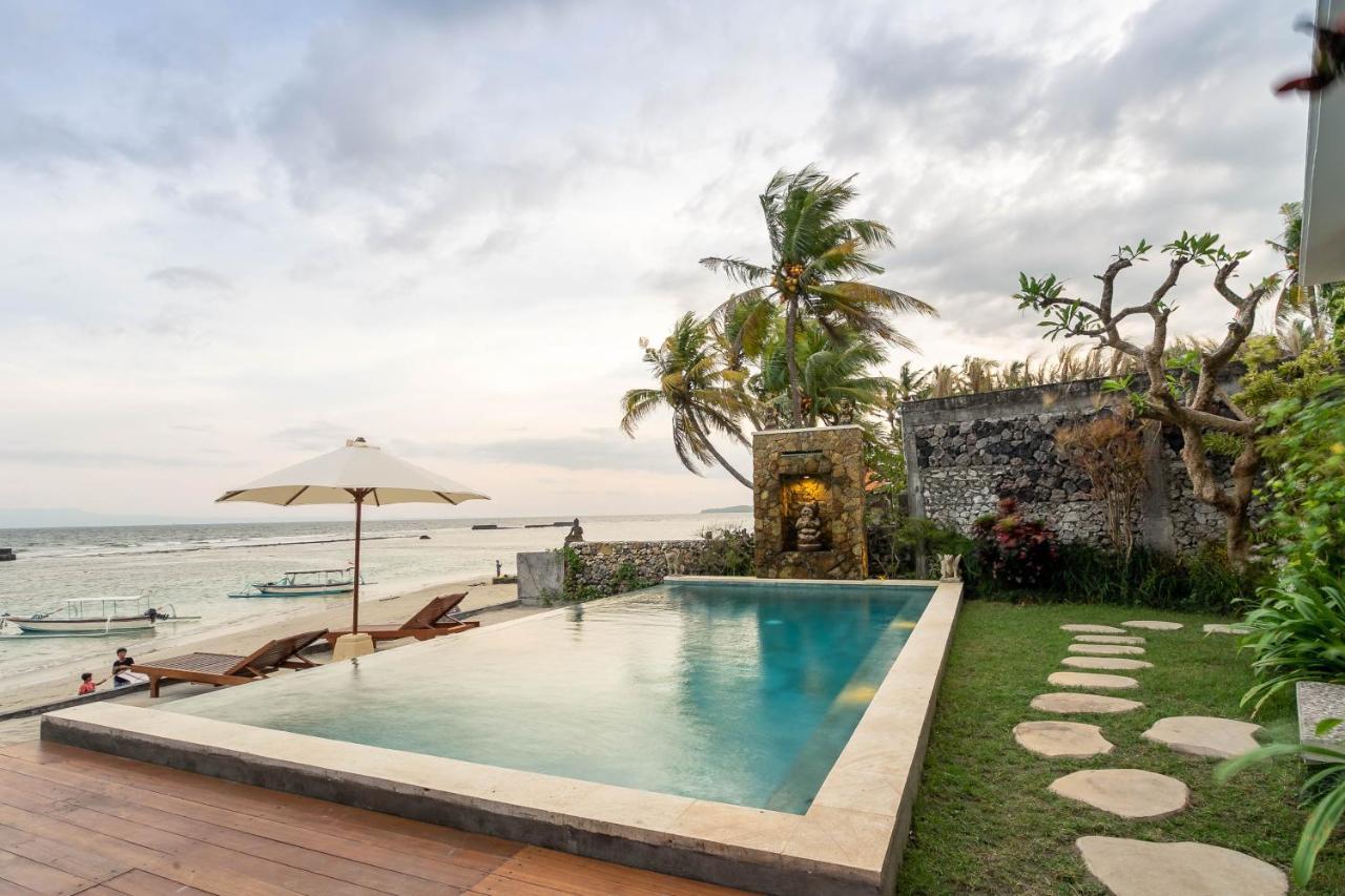Utama Villas Beach Front Candidasa Buitenkant foto