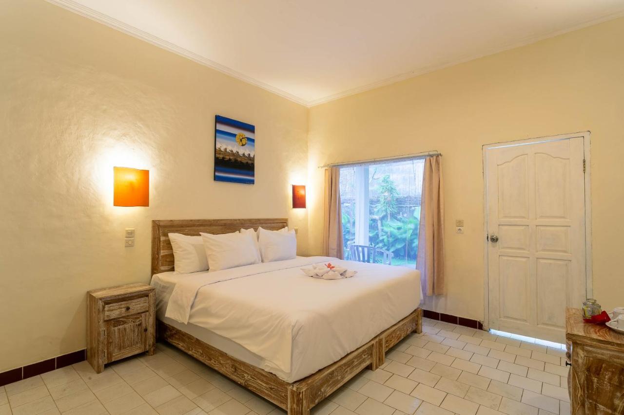 Utama Villas Beach Front Candidasa Buitenkant foto