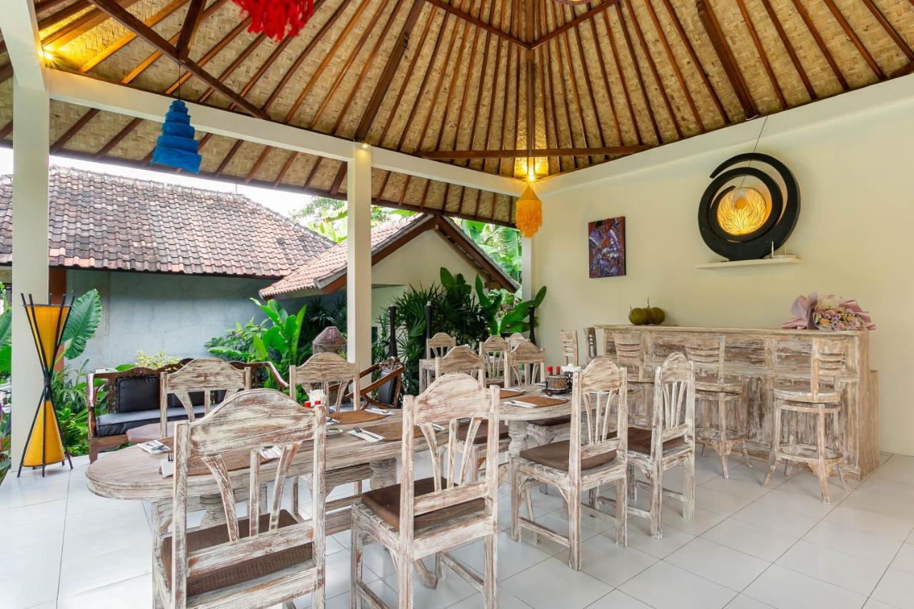 Utama Villas Beach Front Candidasa Buitenkant foto