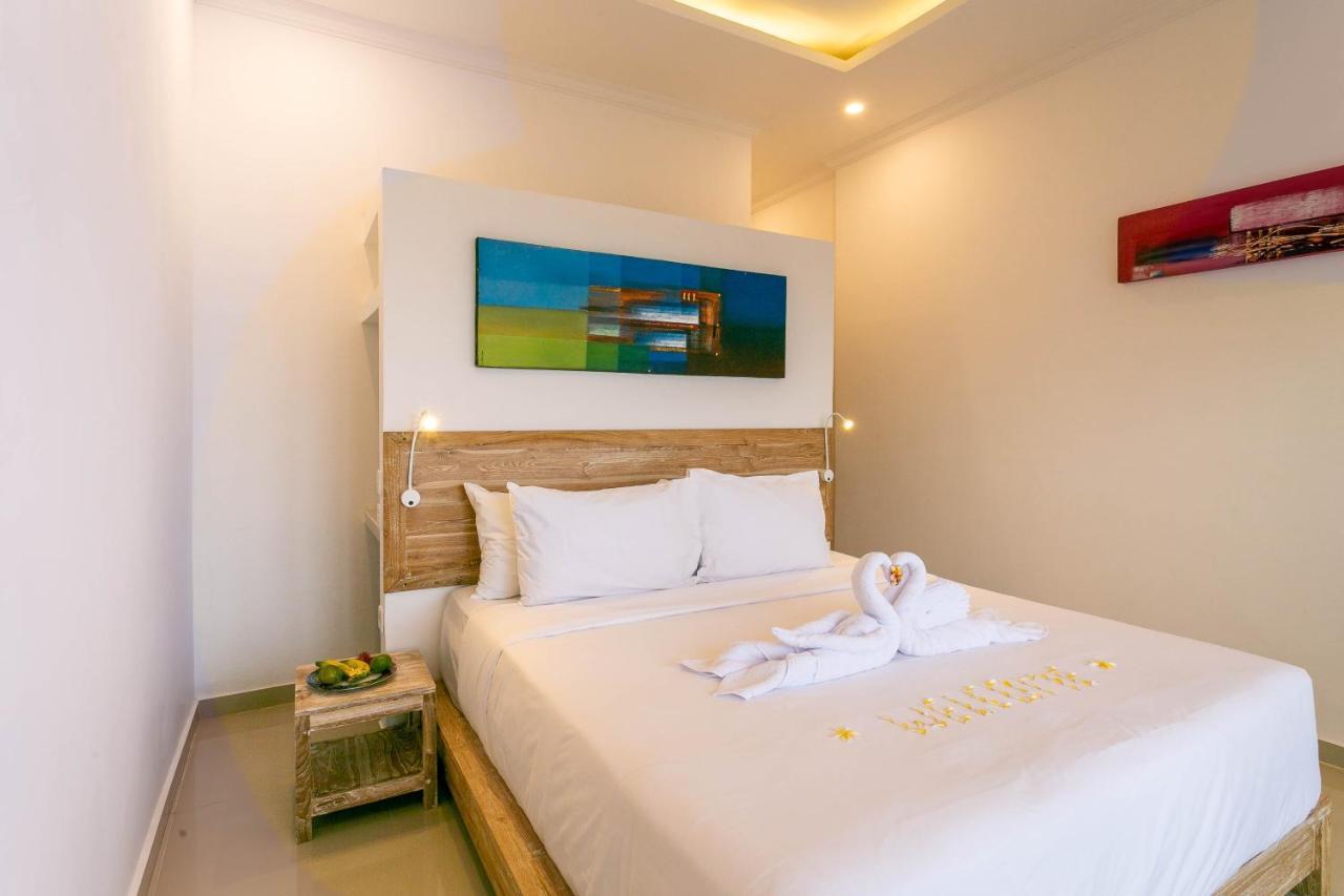 Utama Villas Beach Front Candidasa Buitenkant foto