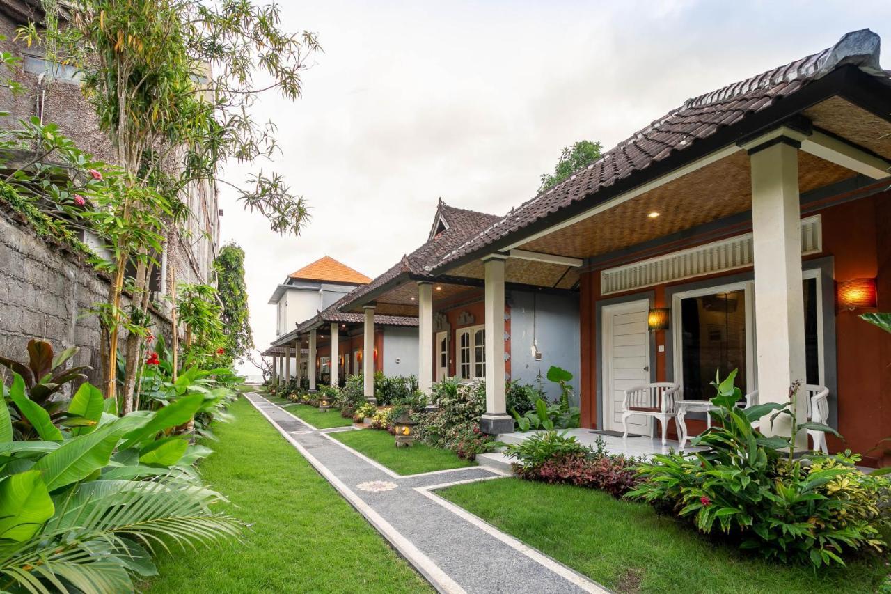Utama Villas Beach Front Candidasa Buitenkant foto